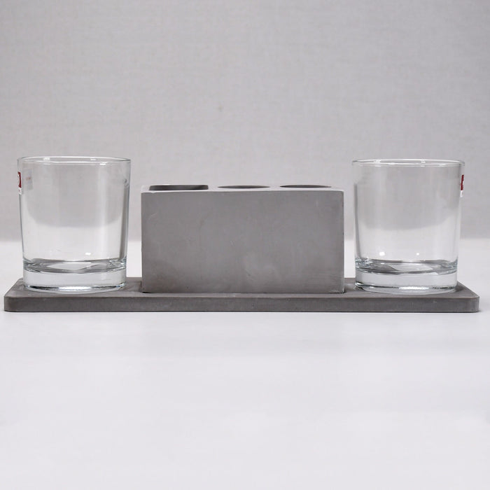 Brand new wine glass holder set, perfect for modern Indian homes.